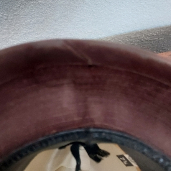 Dobbs Saks Fifth Avenue Suede Hat - Picture 7 of 7